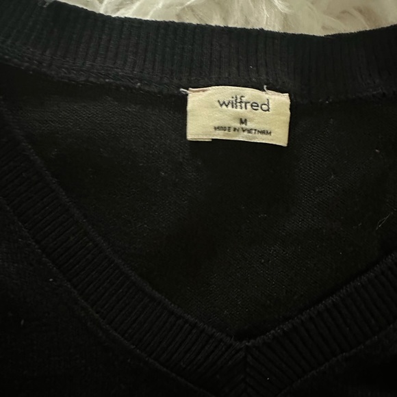 Black aritzia Wilfred tna soft v neck sweater - Picture 2 of 3